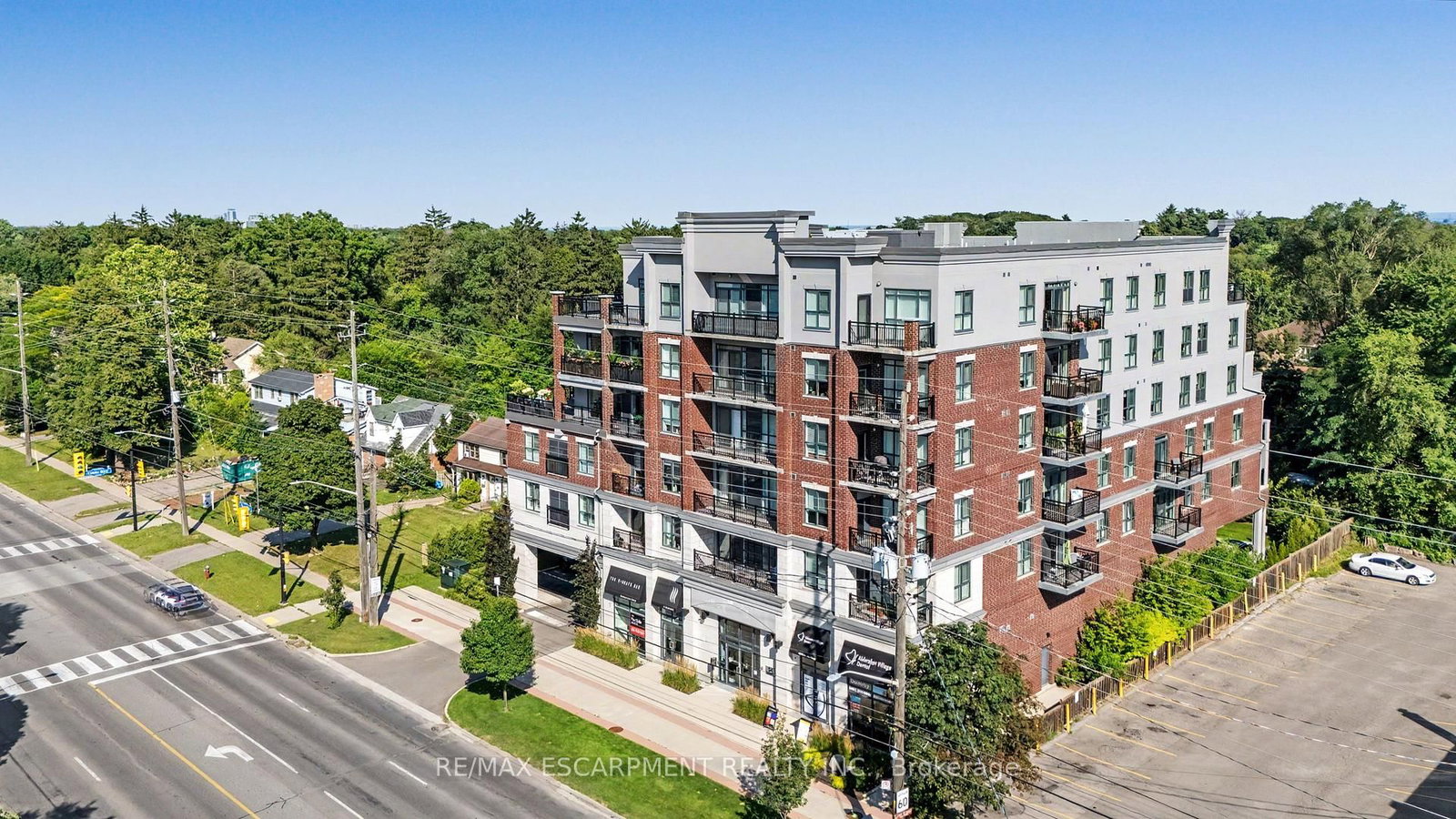 34 Plains Road E • #206 • Burlington, ON photo 2