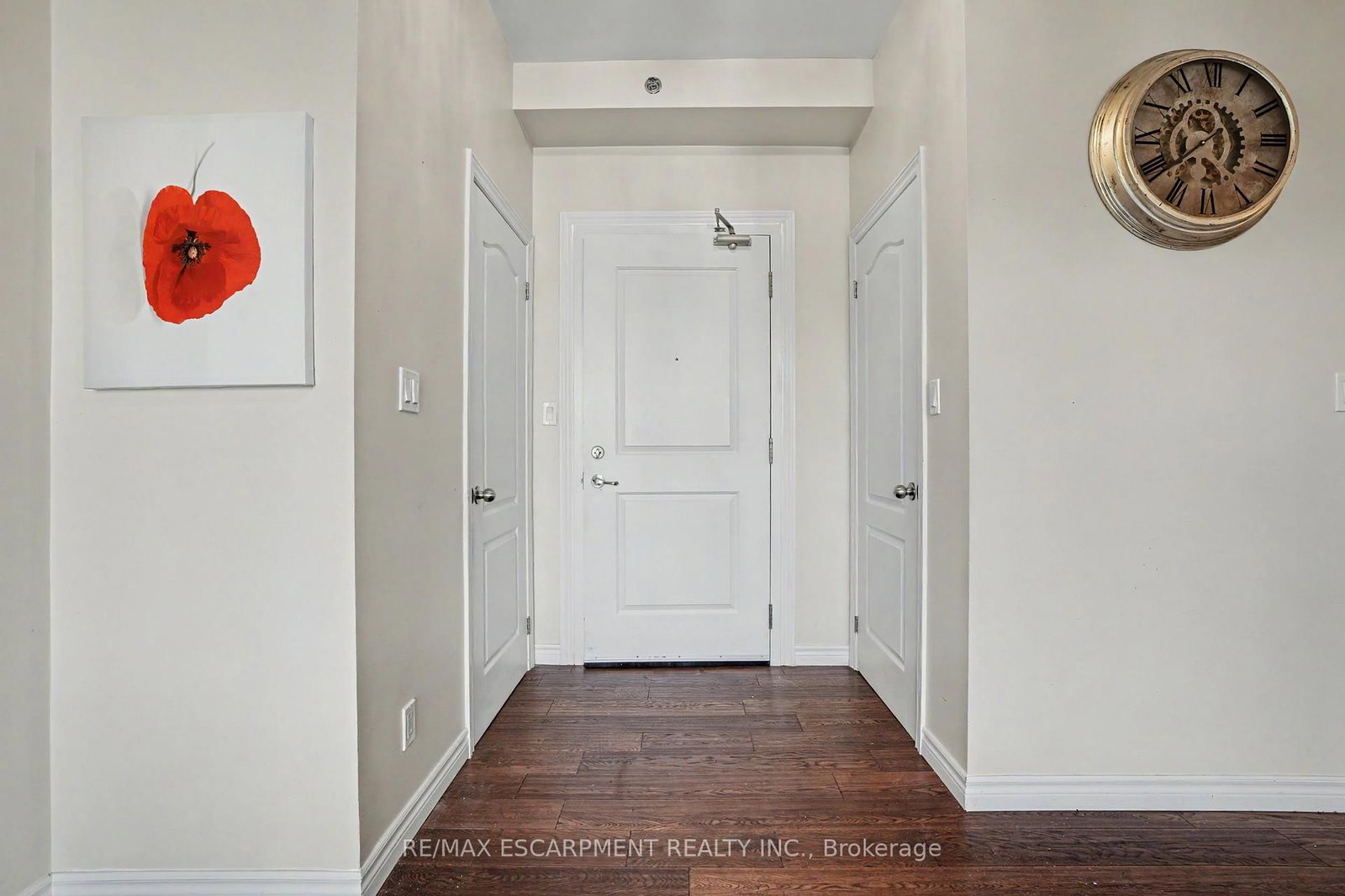 34 Plains Road E • #206 • Burlington, ON photo 4