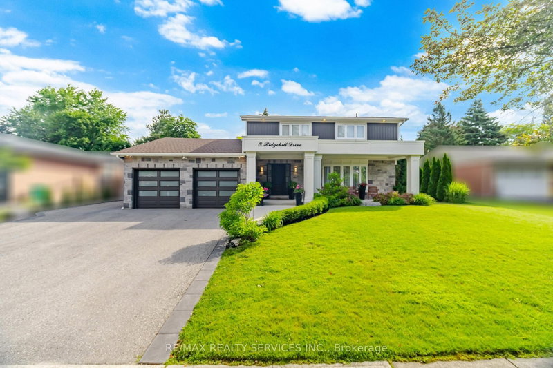 8 Ridgehill Drive