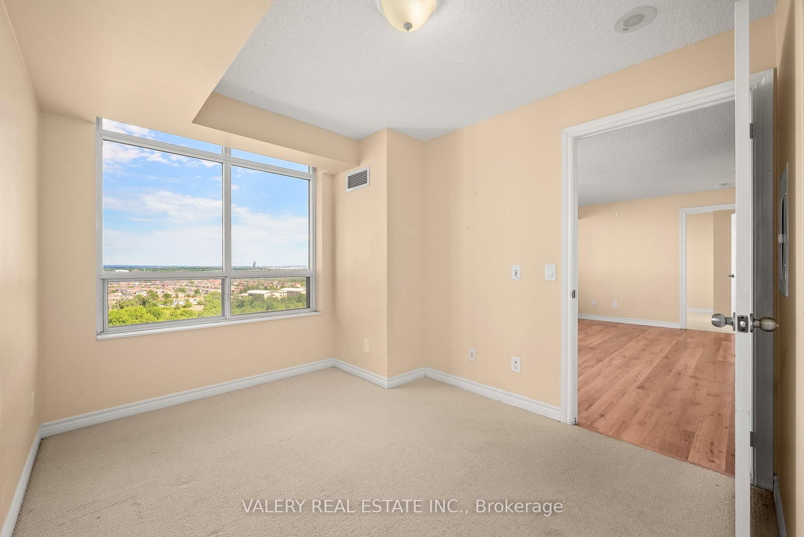 1626-700 Humberwood Blvd, Toronto, view 18