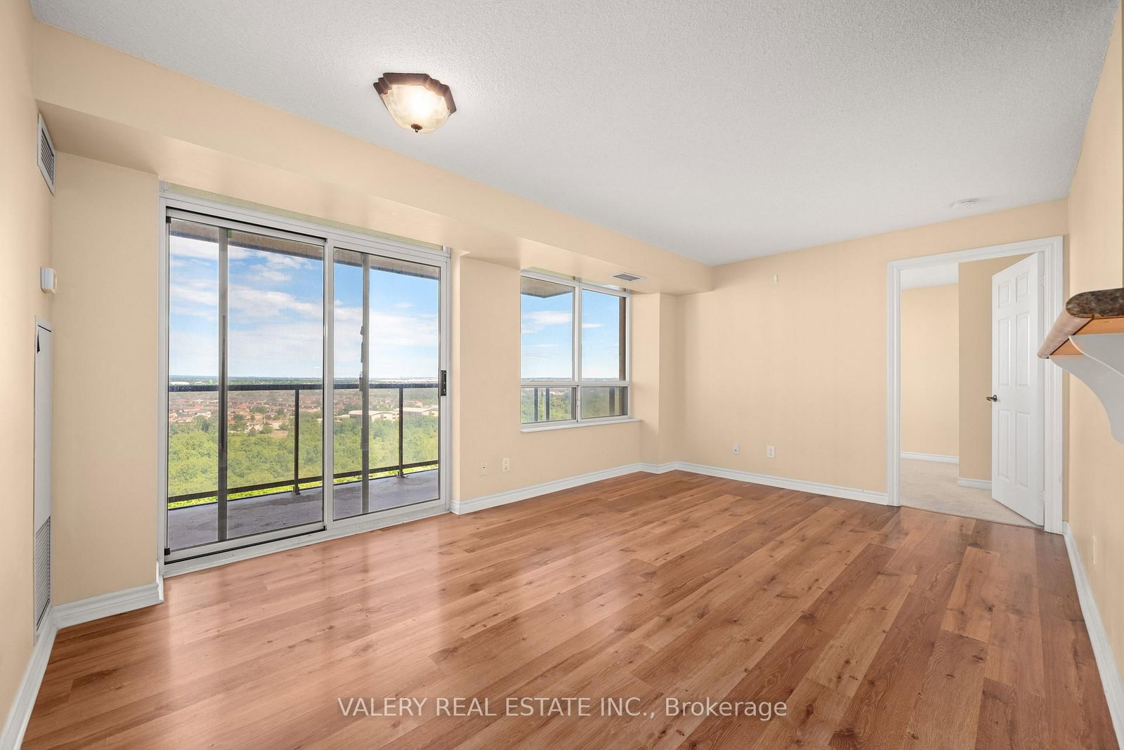 1626-700 Humberwood Blvd, Toronto, view 21