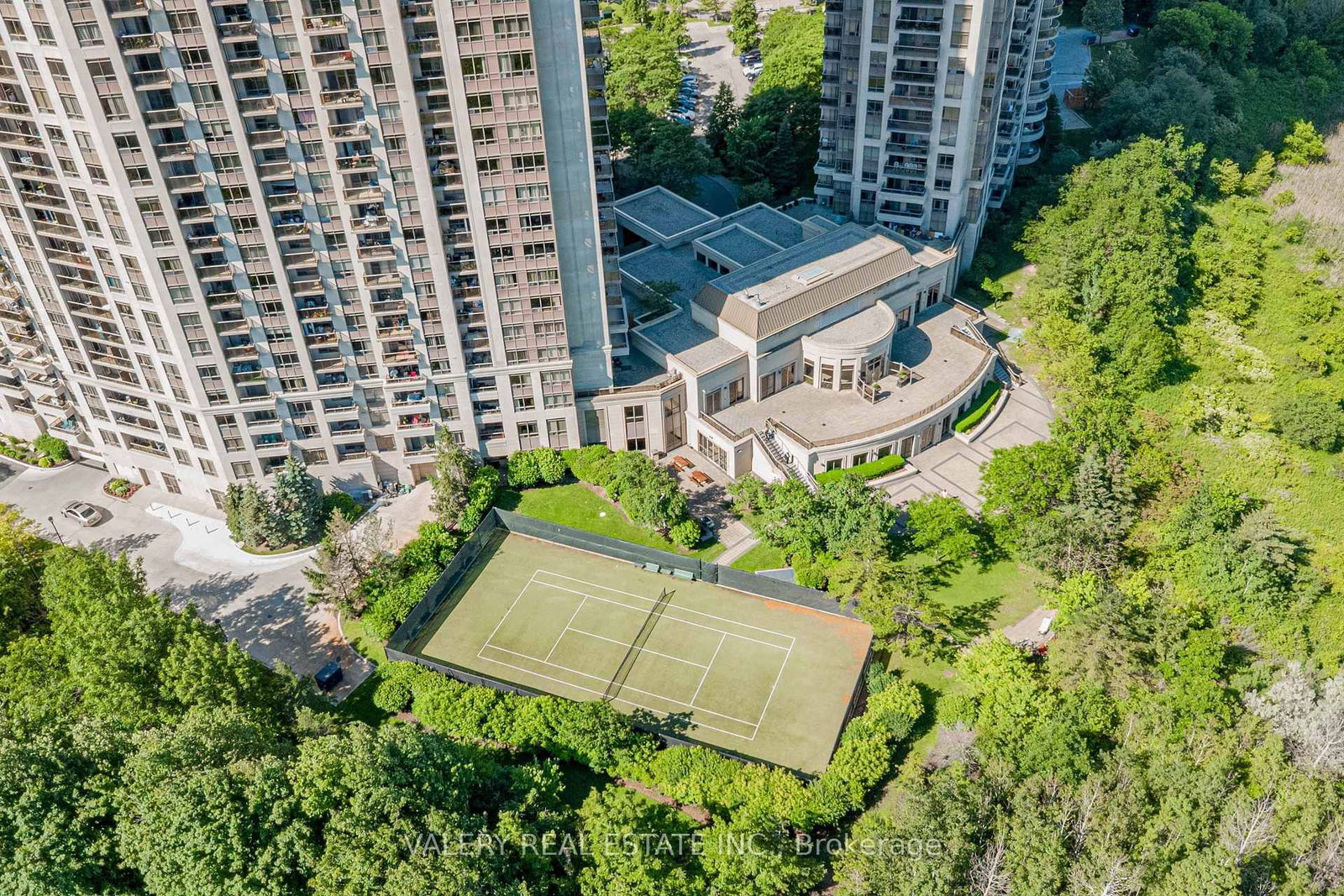 1626-700 Humberwood Blvd, Toronto, view 37