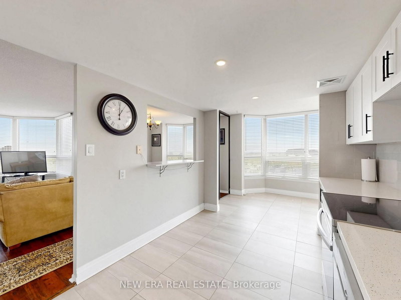 8 Lisa Brampton,ON L6T 4S6 — Photo 13