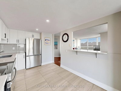 8 Lisa Brampton,ON L6T 4S6 — Photo 16