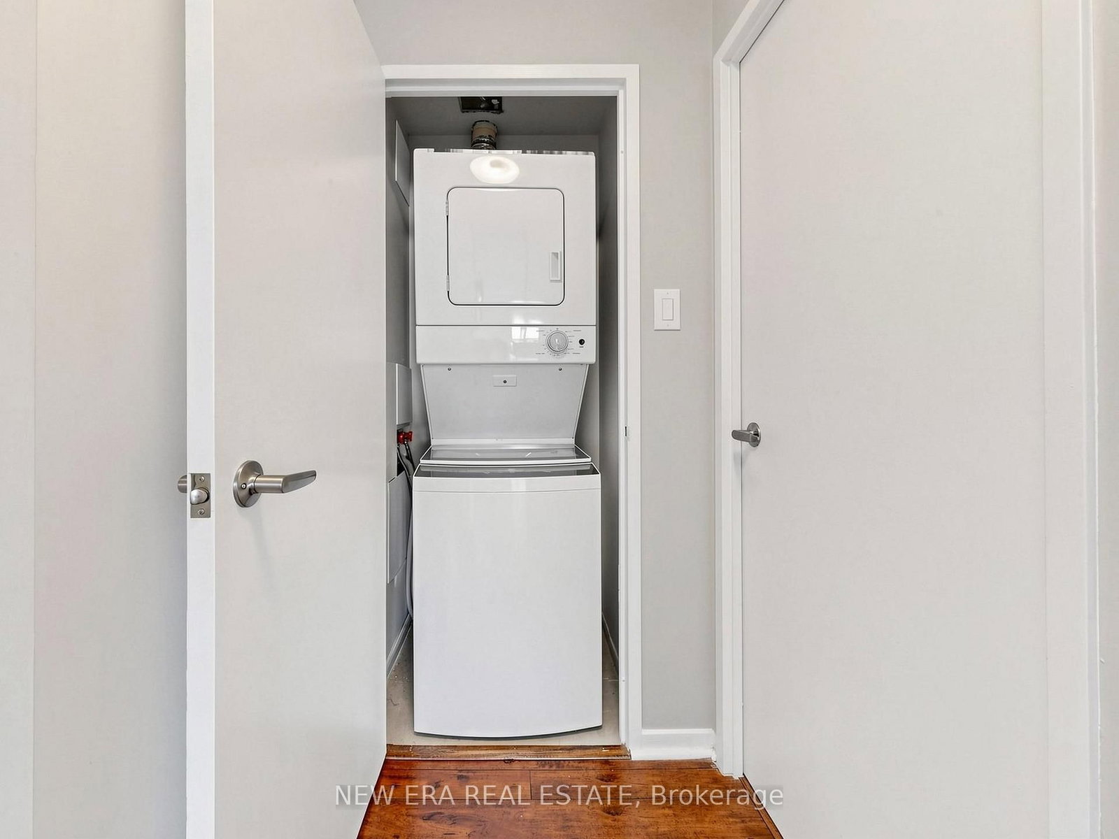 8 Lisa Brampton,ON L6T 4S6 — Photo 27
