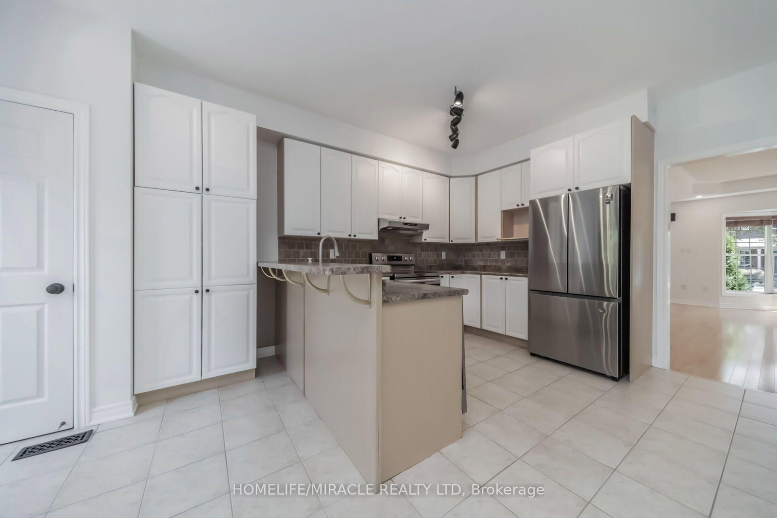 257 Gatwick Drive • Oakville, ON photo 12