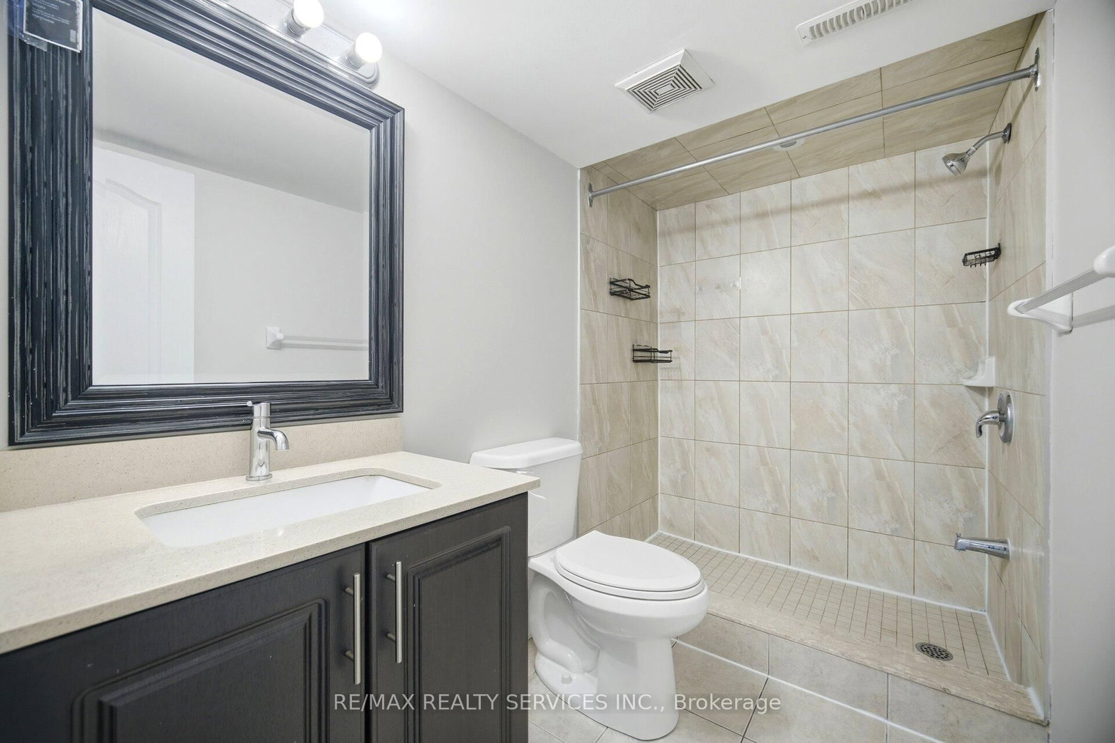 16 Lagrotto Road • Brampton, ON photo 41