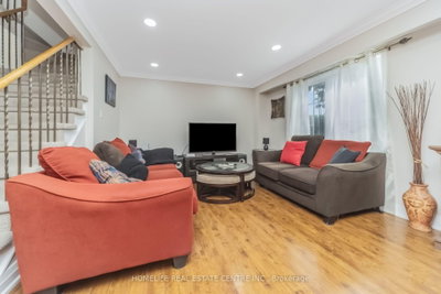 17 Ashford Brampton,ON L6V 3E2 — Photo 23
