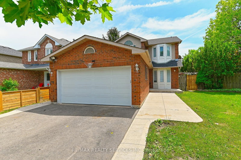 56 Mullis Crescent
