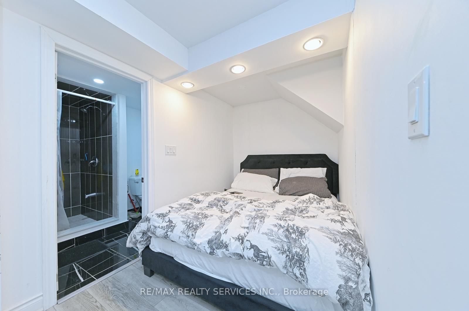 56 Mullis Crescent • Brampton, ON photo 29