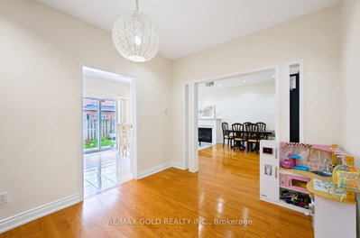 14 Maddybeth Brampton,ON L6Y 5R7 — Photo 14