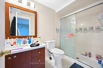 14 Maddybeth Brampton,ON L6Y 5R7 — Photo 43