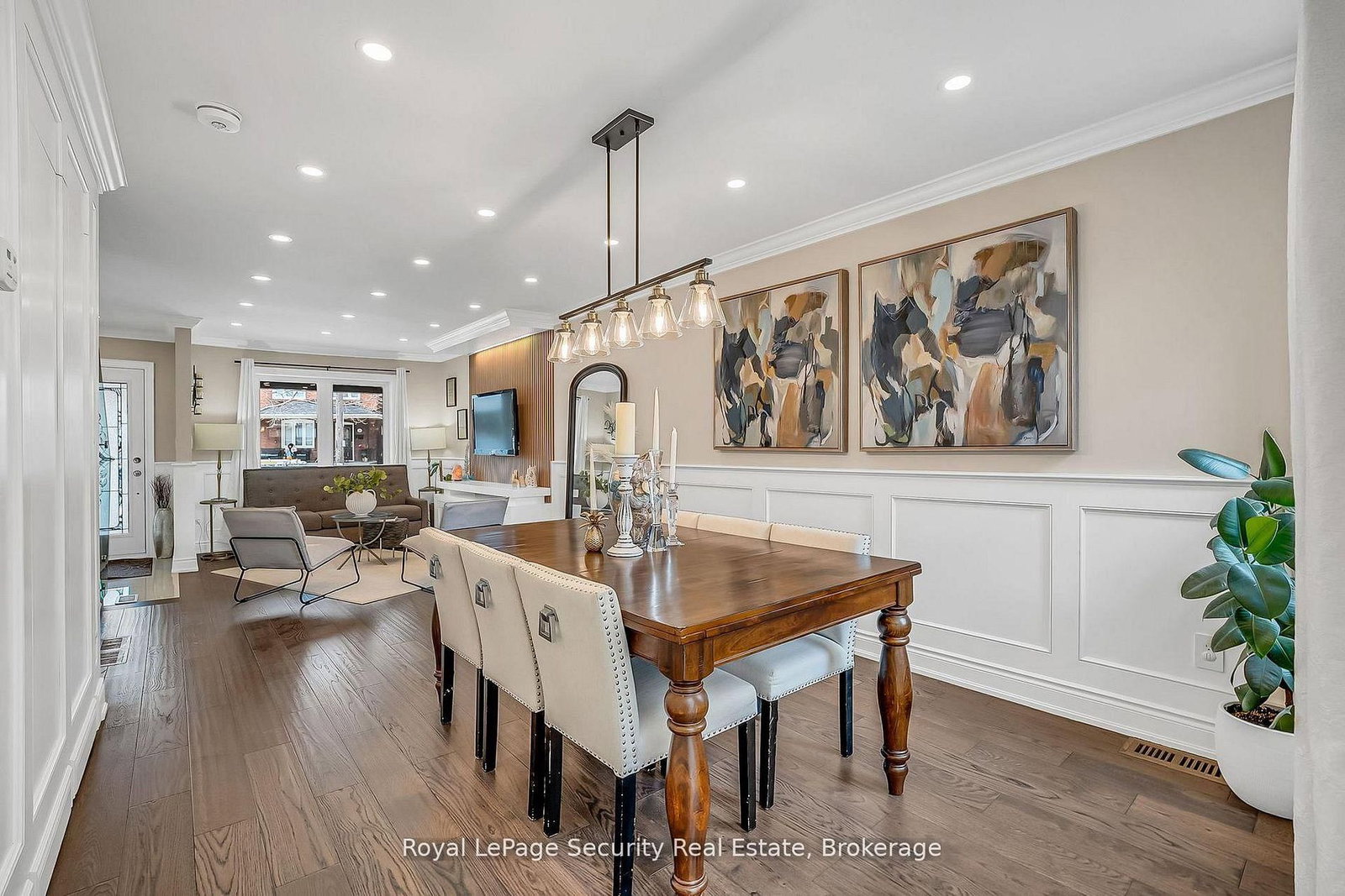 67 Northland Avenue • Toronto, ON photo 13
