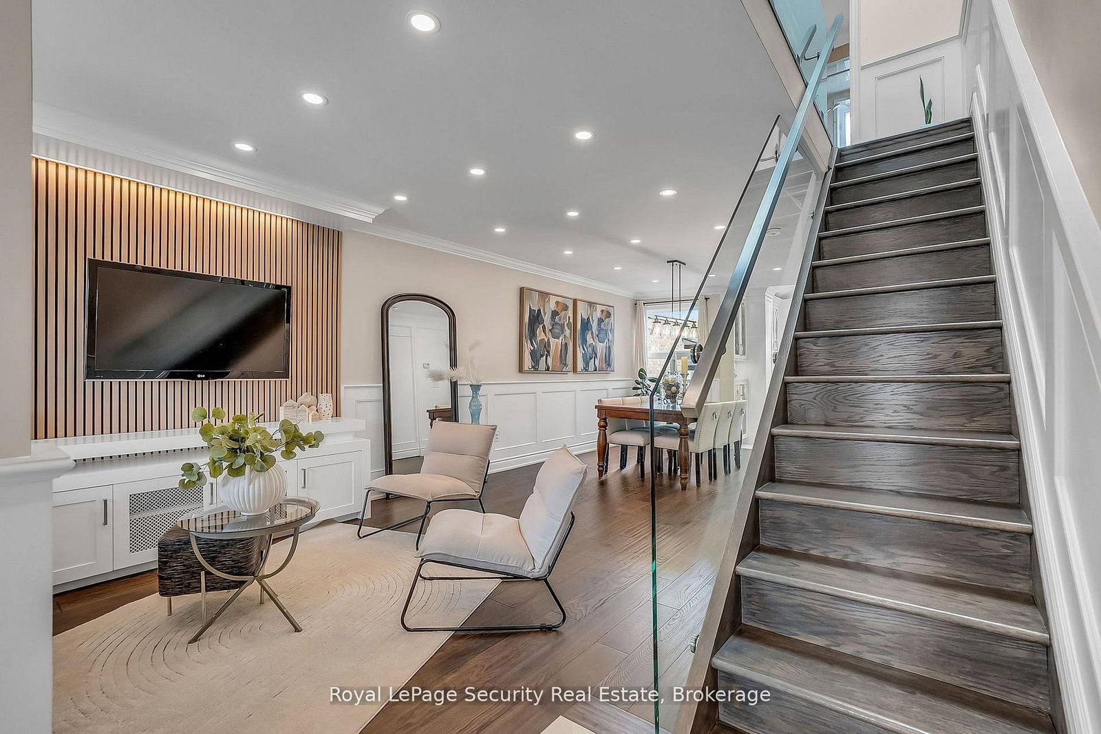 67 Northland Avenue • Toronto, ON photo 24
