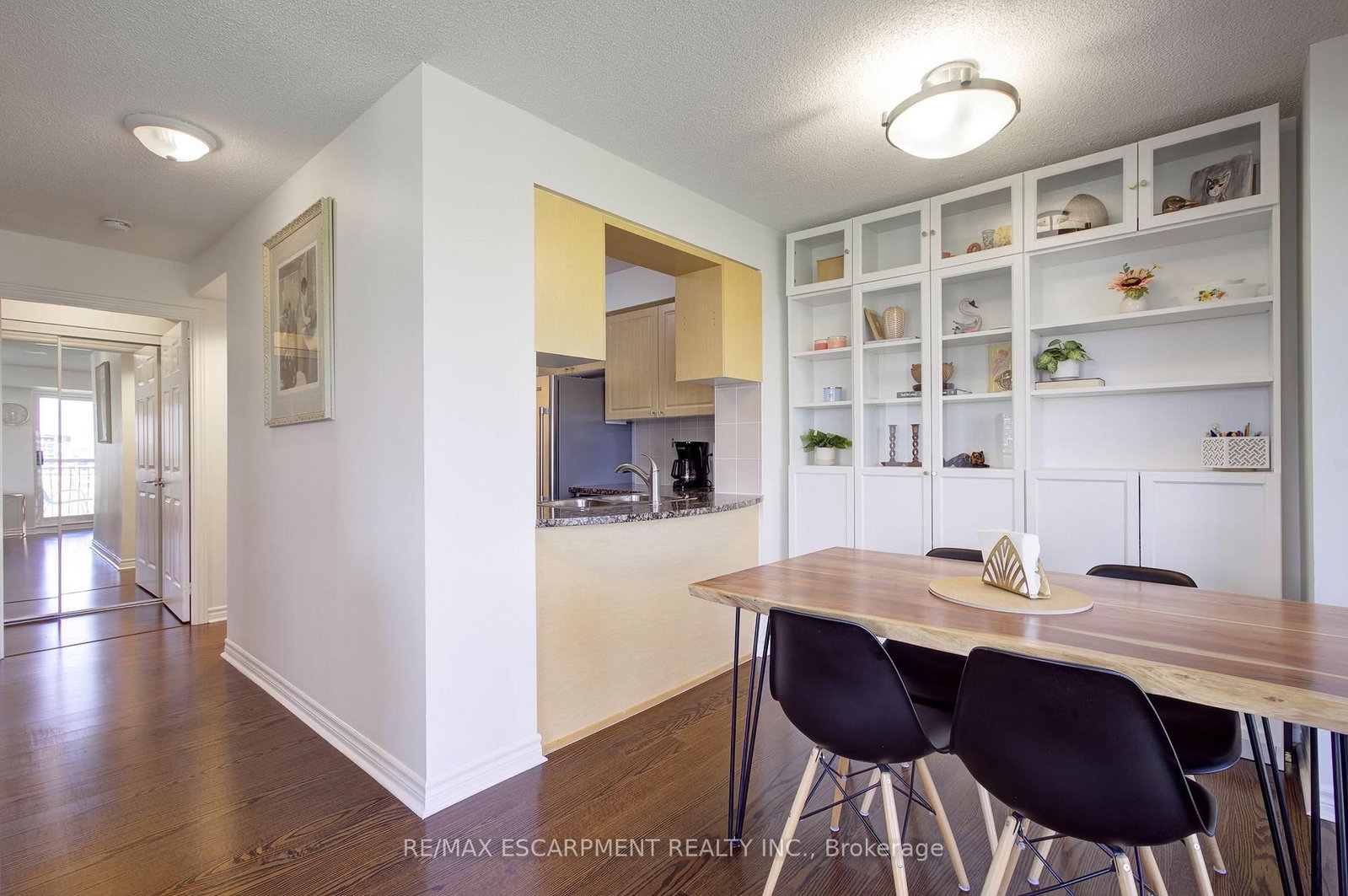 2379 Central Park Drive • #603 • Oakville, ON photo 9