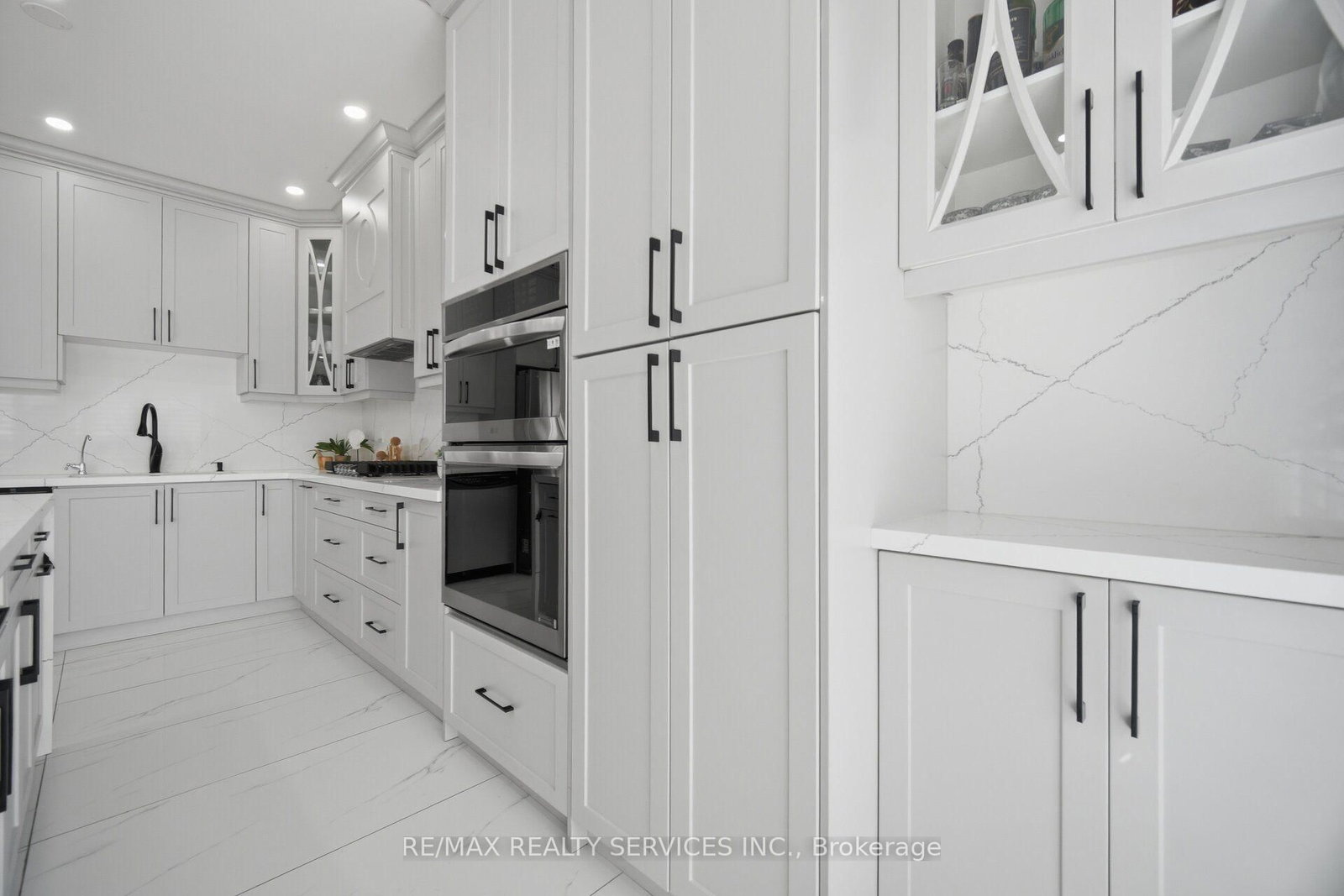 48 Severin Street • Brampton, ON photo 13
