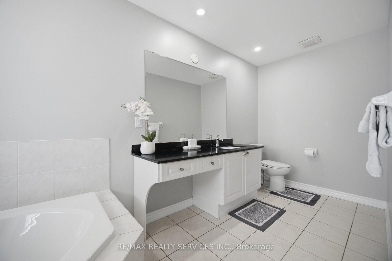 48 Severin Street • Brampton, ON photo 27