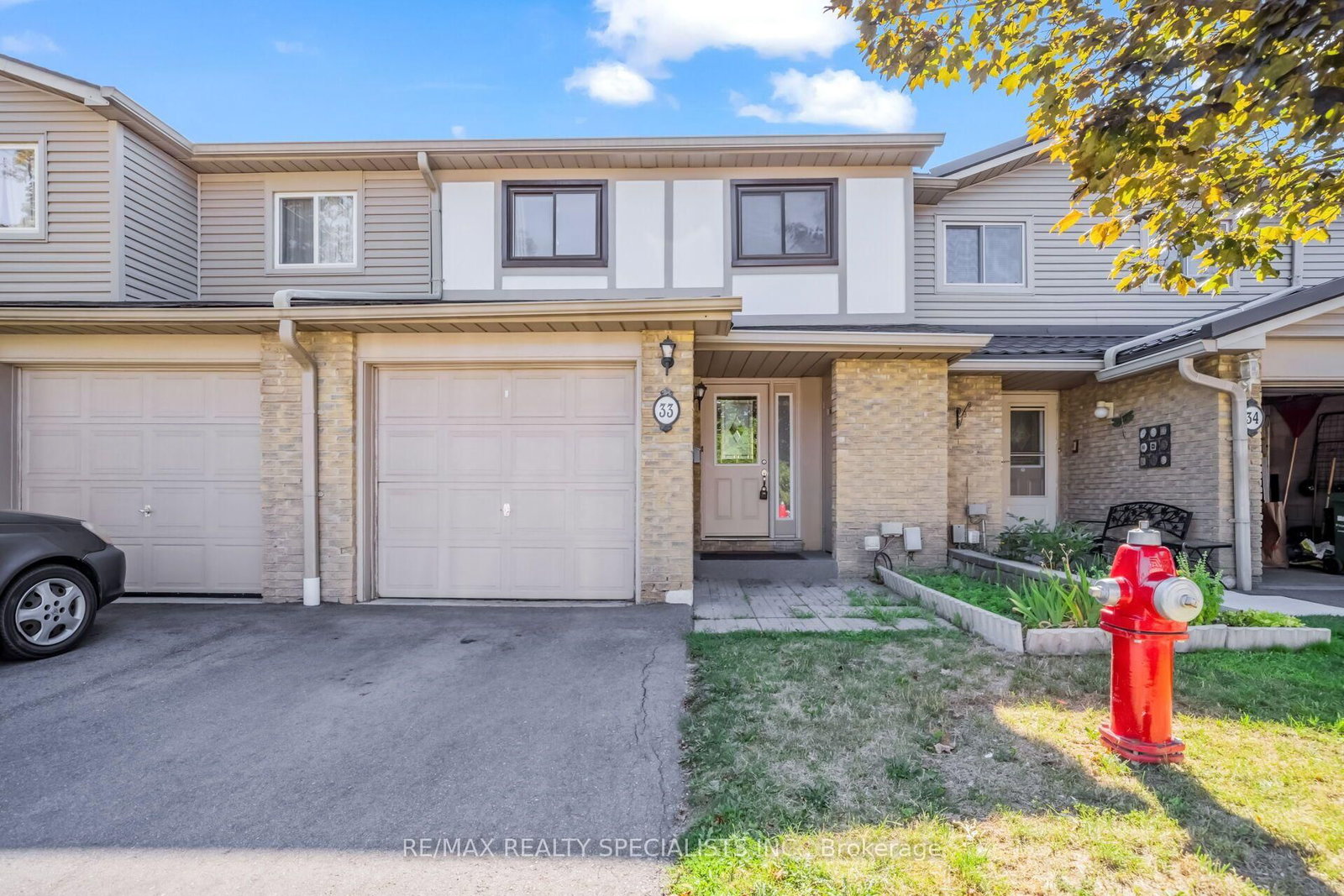 33 Greenwich Circle • Brampton, ON photo 1