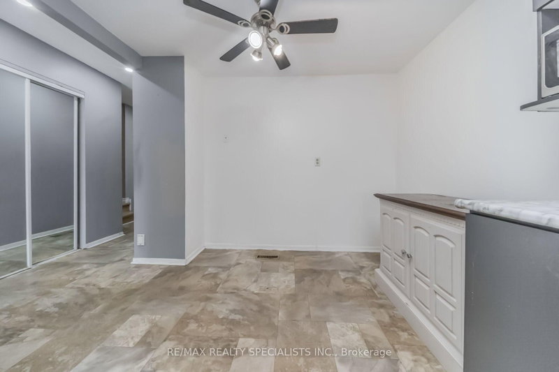 33 Greenwich Brampton,ON L6S 2E6 — Photo 14