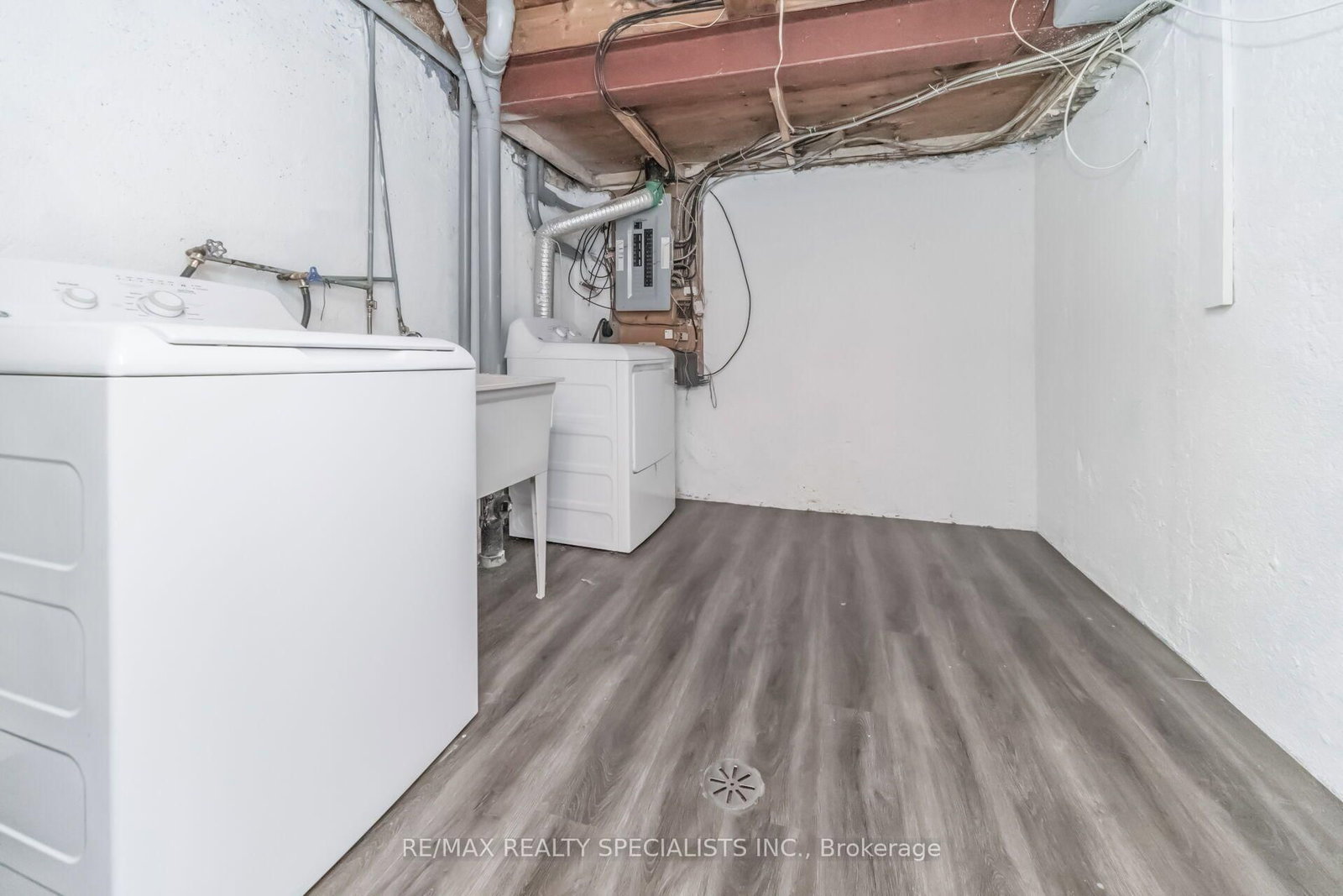 33 Greenwich Circle • Brampton, ON photo 38