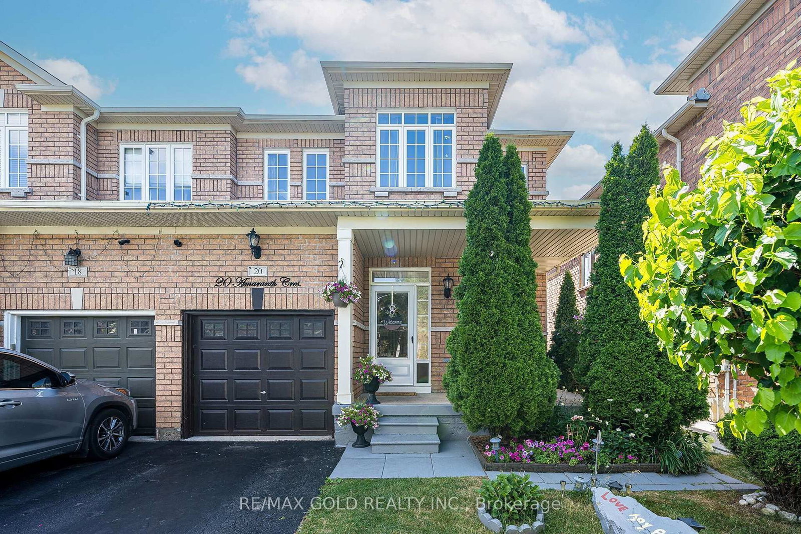 20 Amaranth Crescent • Brampton, ON photo 2