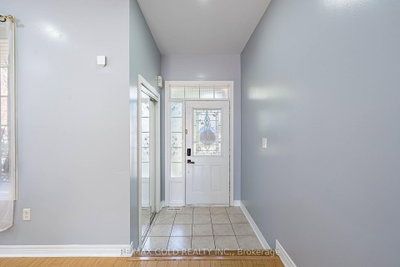 20 Amaranth Crescent • Brampton, ON photo 4
