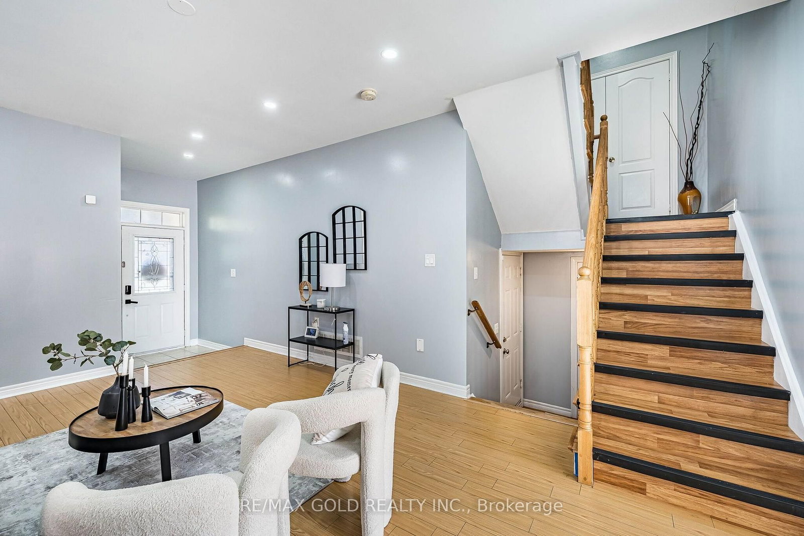 20 Amaranth Crescent • Brampton, ON photo 7