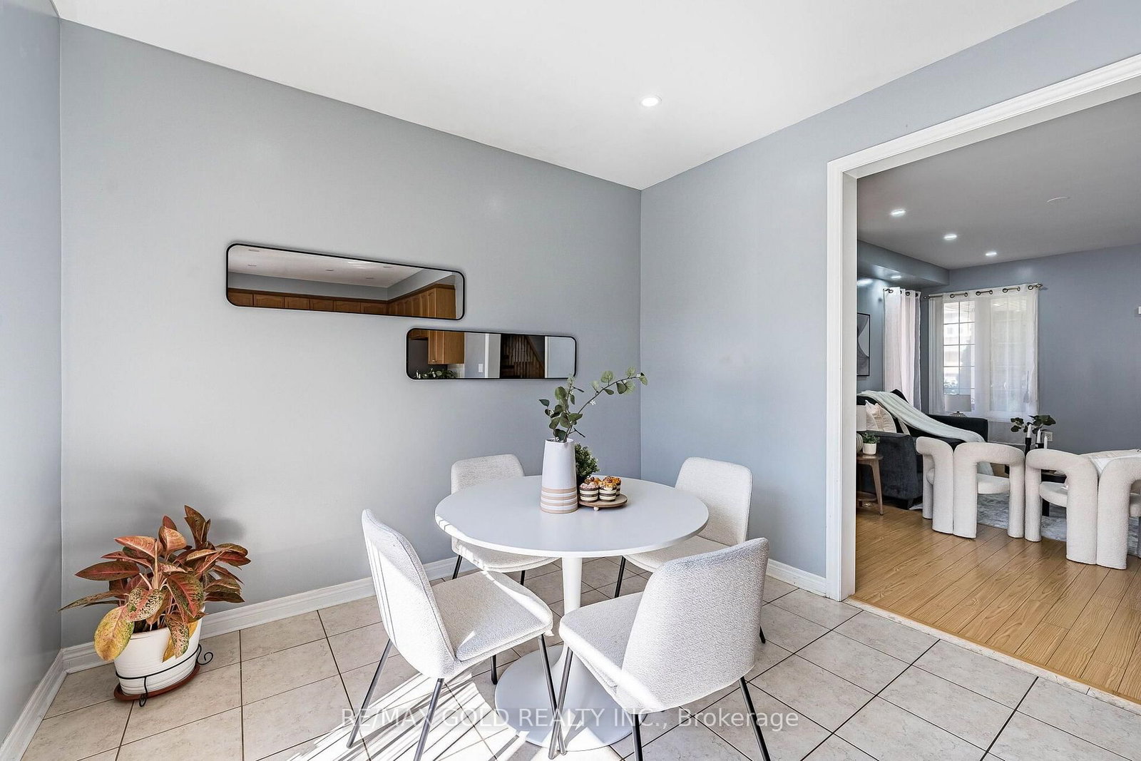 20 Amaranth Crescent • Brampton, ON photo 8