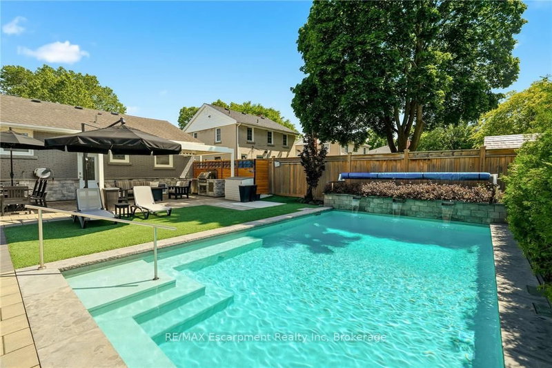 2113 Courtland Drive