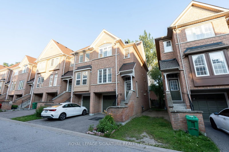 28 - 50 Strathaven Drive