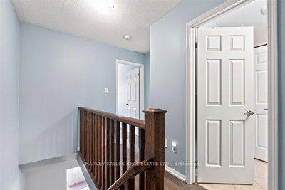 745 Challinor Milton,ON L9T 7V5 — Photo 32