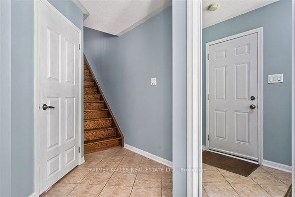 745 Challinor Milton,ON L9T 7V5 — Photo 6