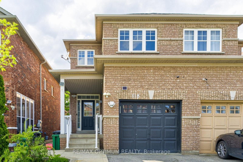 118 Nathaniel Crescent