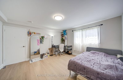 1323 Shamir Mississauga,ON L5C 1L2 — Photo 36