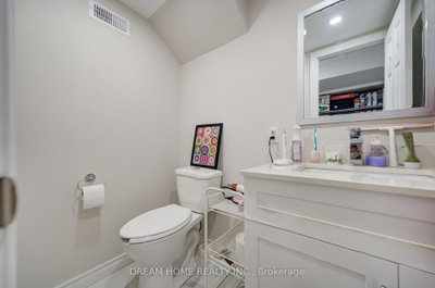 1323 Shamir Mississauga,ON L5C 1L2 — Photo 42