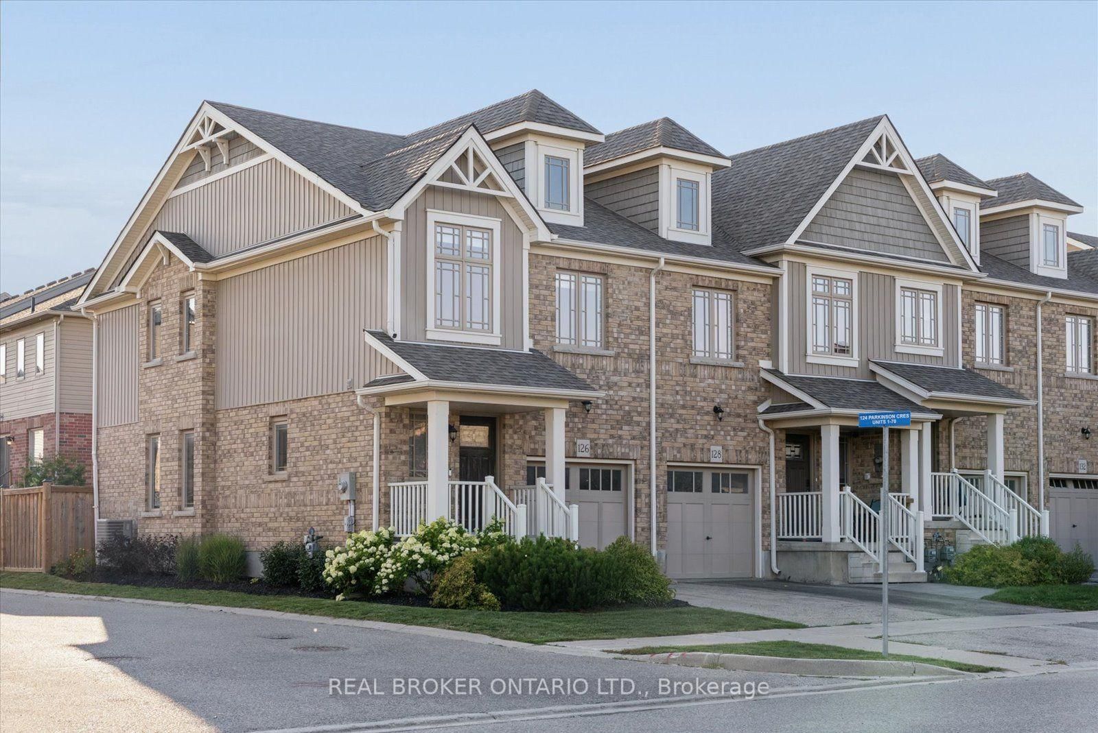 126 Parkinson Crescent photo 3