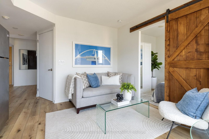 1619 - 38 Joe Shuster Way