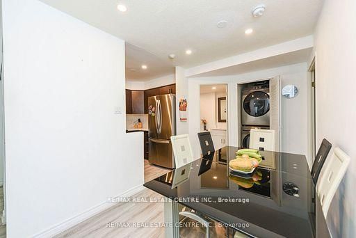 520-7405 Goreway Dr, Mississauga, view 28