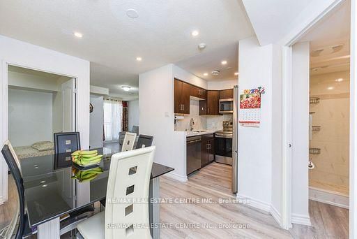 520-7405 Goreway Dr, Mississauga, view 30