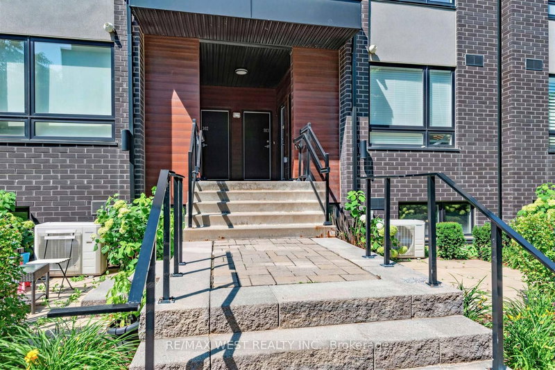 303 - 1150 Briar Hill Avenue