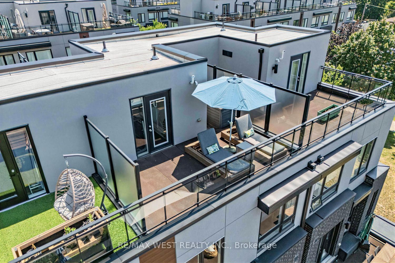1150 Briar Hill Avenue • #303 • Toronto, ON photo 35