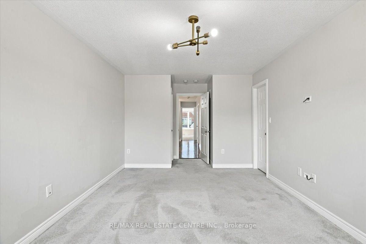 1053 Job Crescent • Milton, ON photo 21