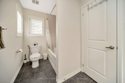 60 Tysonville Brampton,ON L7A 4B1 — Photo 32