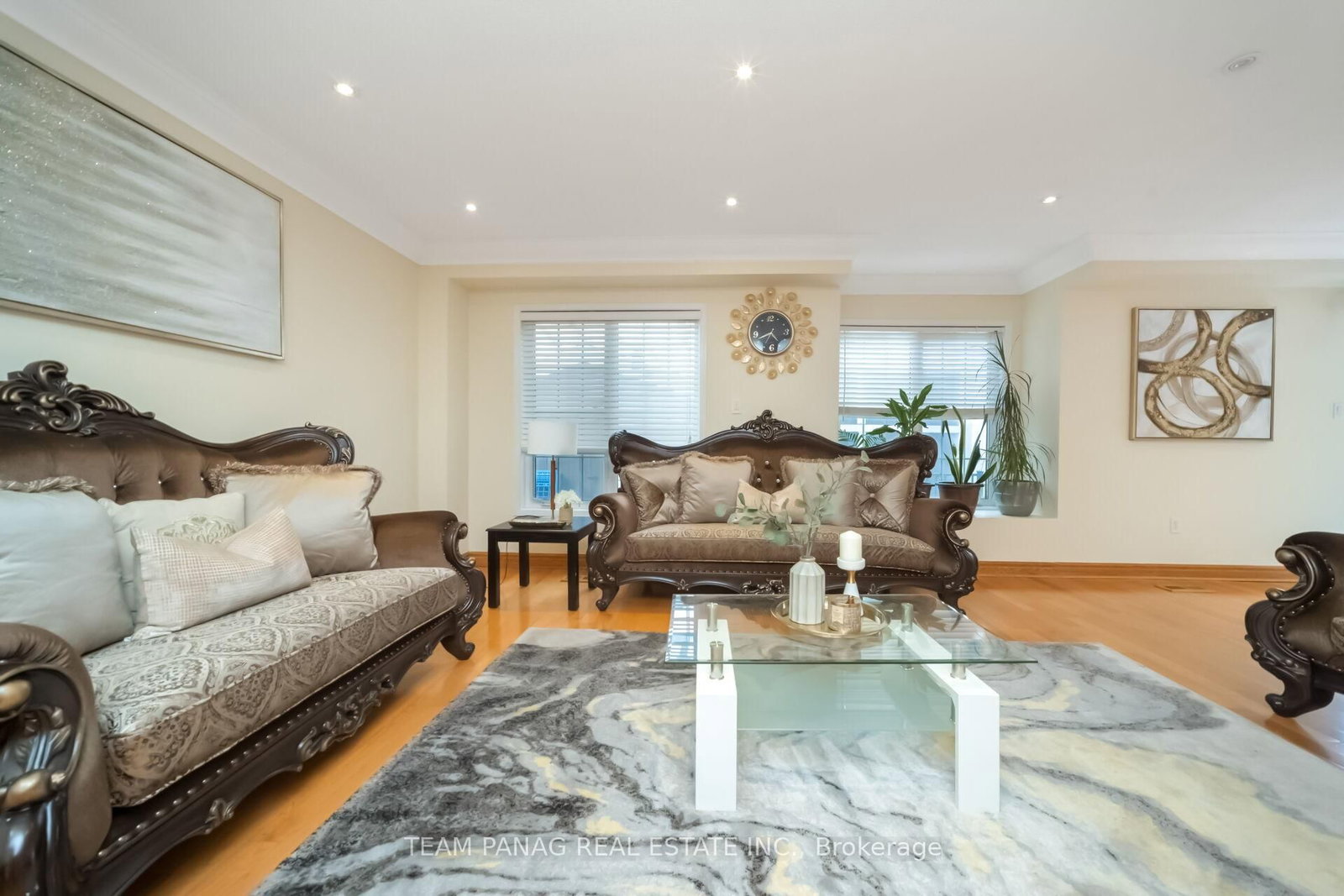 10 Hollowgrove Boulevard • Brampton, ON photo 13