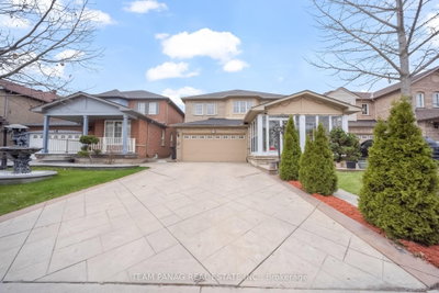 10 Hollowgrove Boulevard • Brampton, ON photo 2