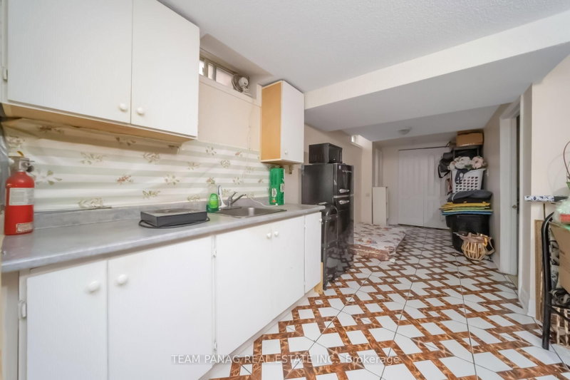 10 Hollowgrove Brampton,ON L6P 1B2 — Photo 39