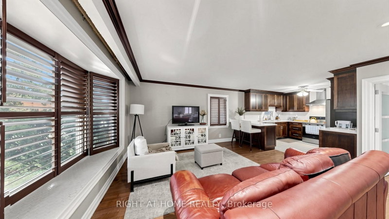 87 Riverdale Drive