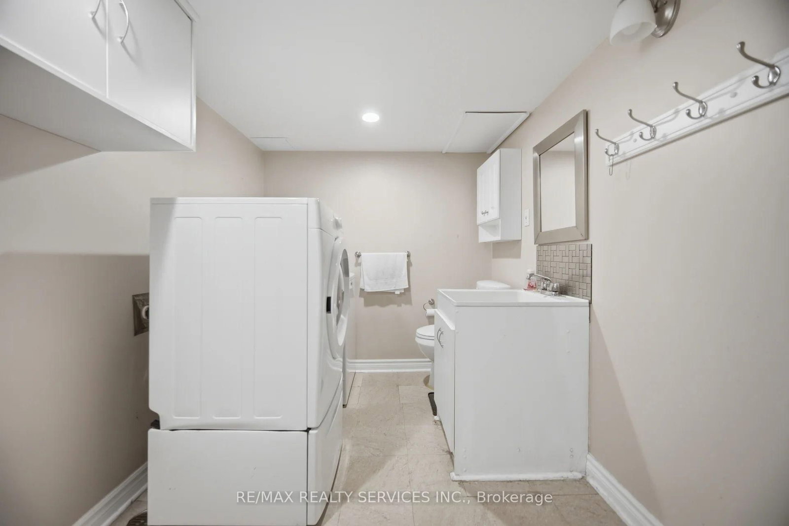 10 Hartnell Square • Brampton, ON photo 28