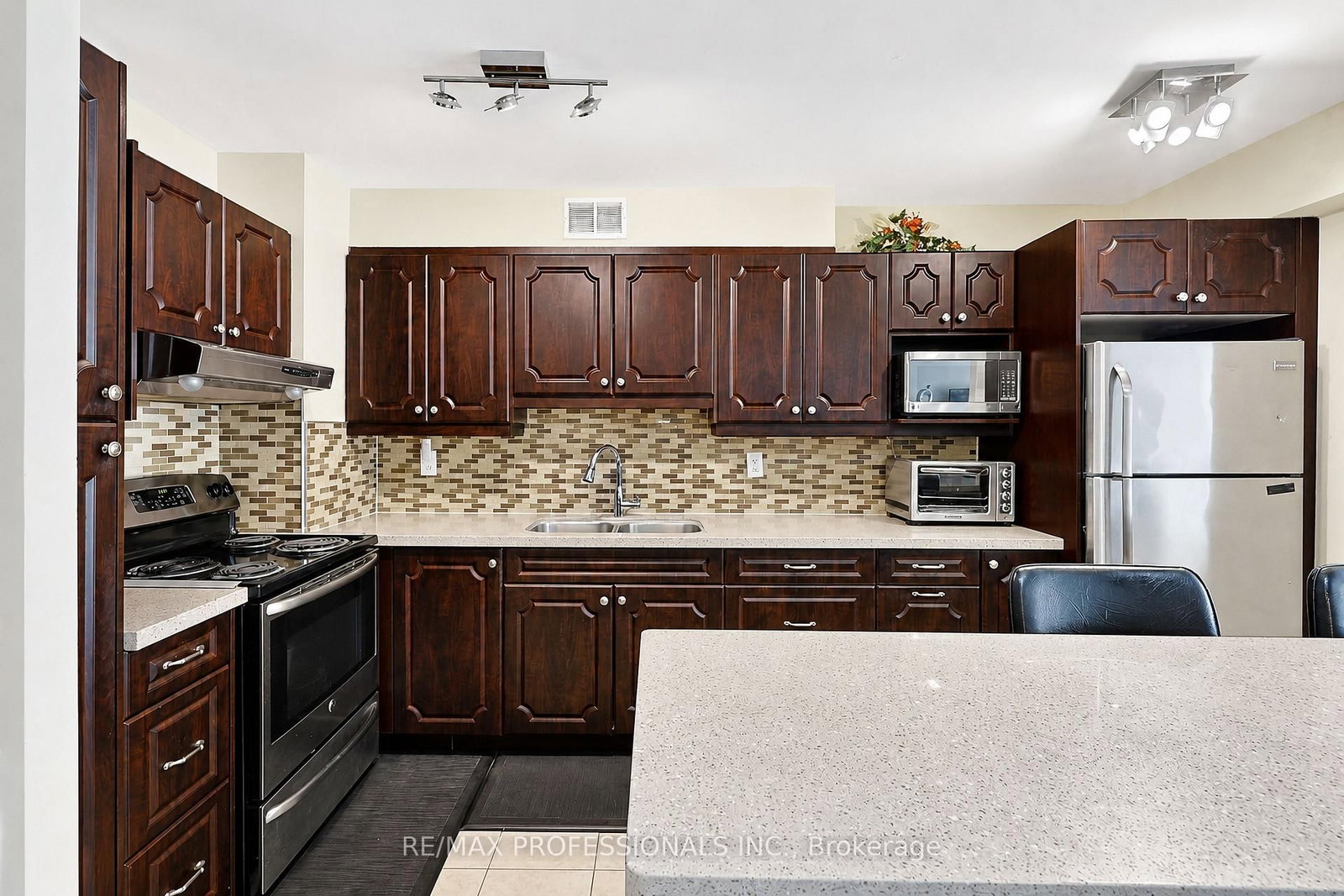 31 Four Winds Drive • #209 • Toronto, ON photo 9