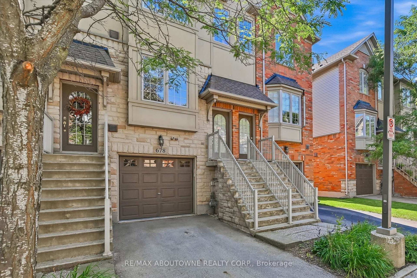 678 Rowley Common • Burlington, ON photo 31
